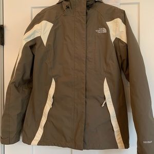 Woman’s 3-in- 1 The North Face ski jacket